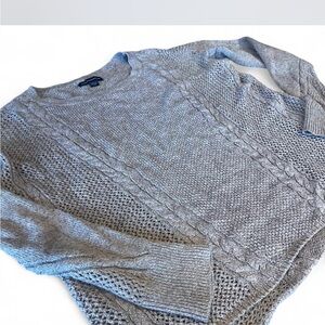 American Eagle Outfitters oatmeal colored cable knit sweater